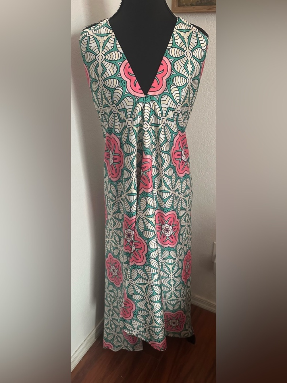 Wrap Up by VP Sleeveless Halter Pink & Teal Floral V-Neck Maxi Dress - OS